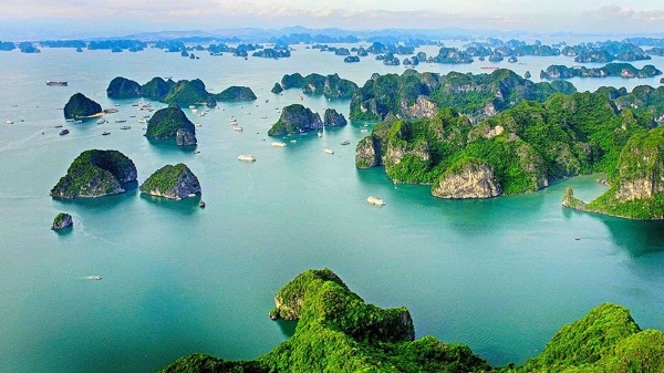 Ha Long Bay vs Lan Ha Bay