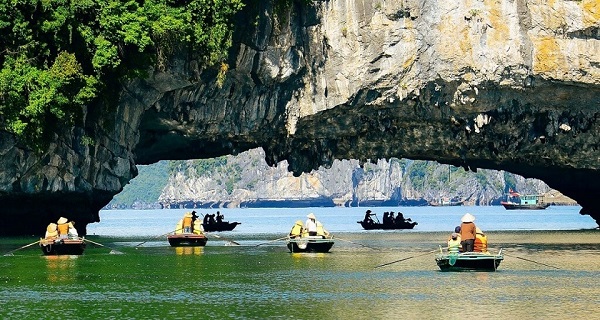 Hang Luon Caves